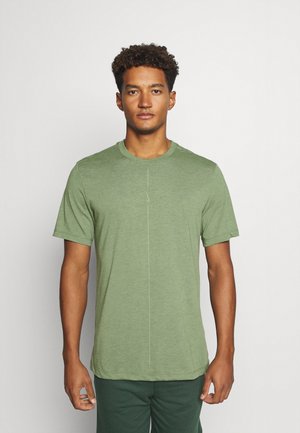 DRY TEE YOGA - Camiseta básica - galactic jade/oil green