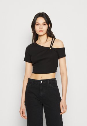 ONLY ONLFREJA STRING A SHOULDER TOP - Základné tričko - black