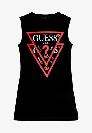 Sort ærmeløs skjorte med en stor rød og hvid GUESS-logo, der består af overlappende trekanter og et centralt spørgsmålstegn.