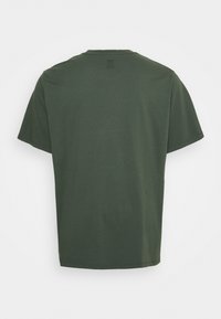 Levi's® Plus GRAPHIC TEE - T-shirt estampada - thyme