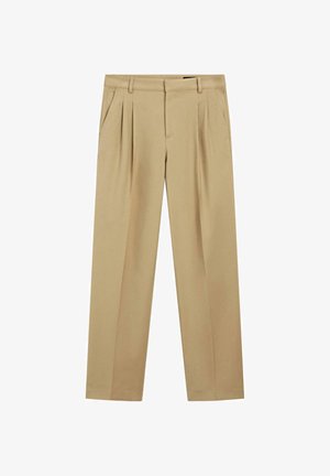 Beżowe spodnie o prostych nogawkach z fałdami z przodu, bocznymi kieszeniami, szlufkami na pasek oraz ukrytym zapięciem na guziki i zamek błyskawiczny z przodu.