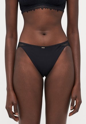 Zwarte bikini onderkant van gladde stof, met een kanten detail bij de taille en een kleine gouden logo-accent aan de voorkant.