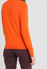 Zalando Essentials Kofta - orange