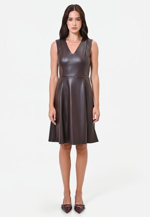 Rinascimento, ABITO TINTA UNITA - Robe de soirée - brown