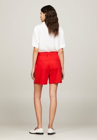 Tommy Hilfiger Shorts - fierce red