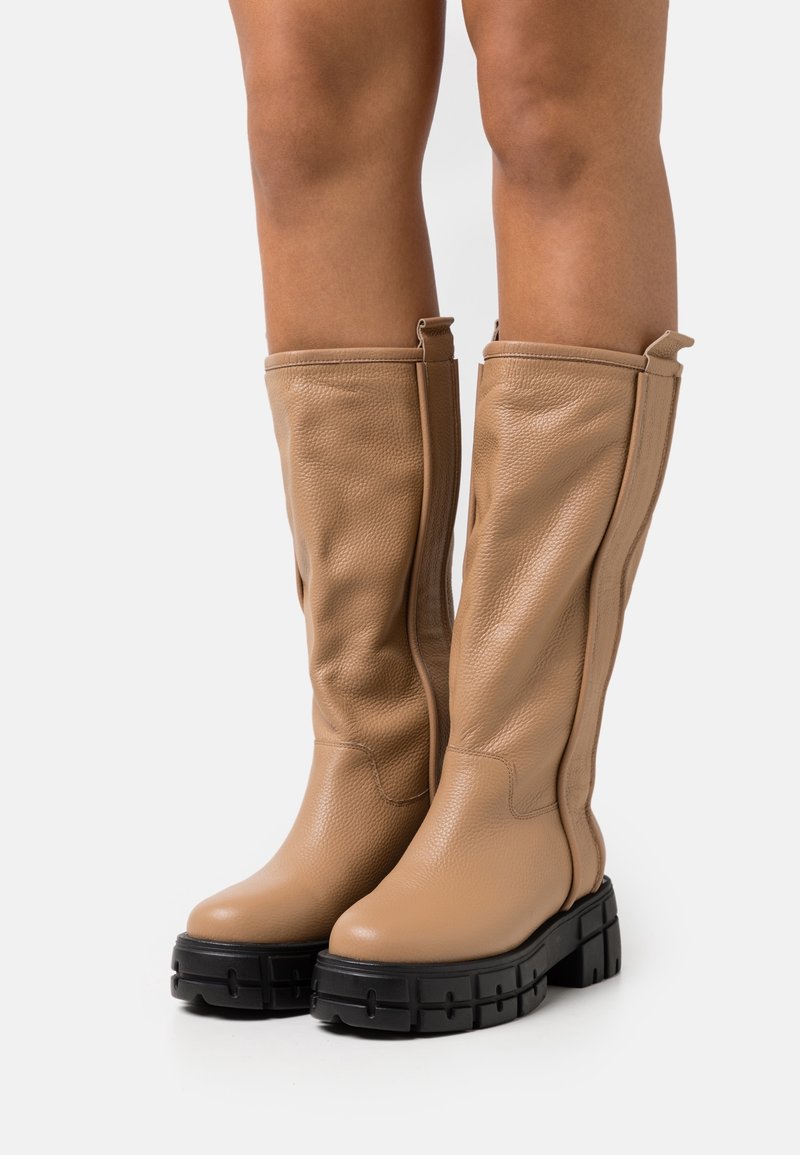 L37 Bottes à plateau - beige