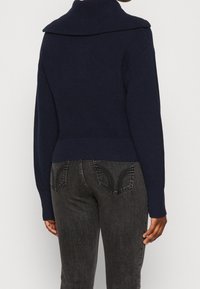 Monki Stickad tröja - dark blue