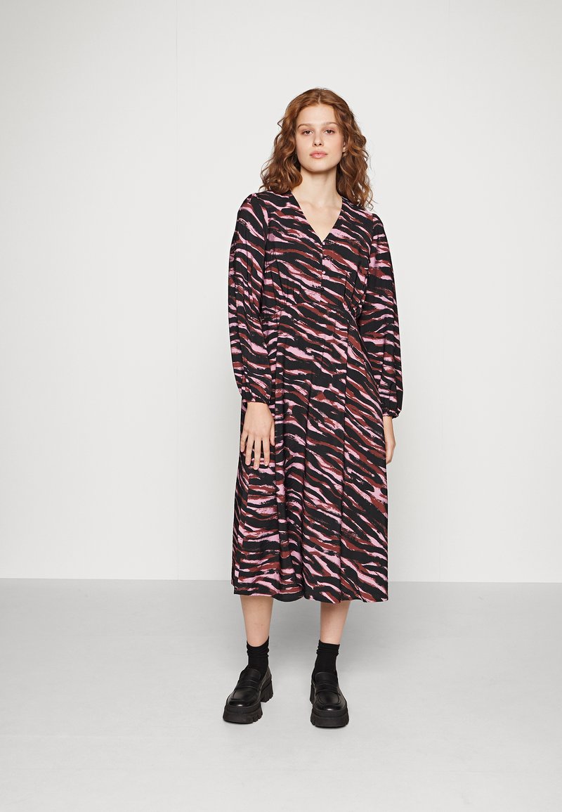 b.young BYIBINE - Ingruha - orchid haze mix