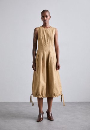 MARLEY DRESS IN TECH  - Robe de jour - dark birch
