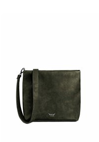 Zelená fiktivní kožená crossbody taška s plochým obdélníkovým tvarem, nastavitelným popruhem a malým vyraženým logem ve spodní části.