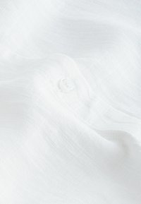 Next REGULAR FIT - Palaidinė - white