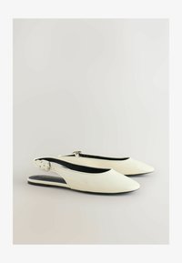 Unausgewählt, new bone