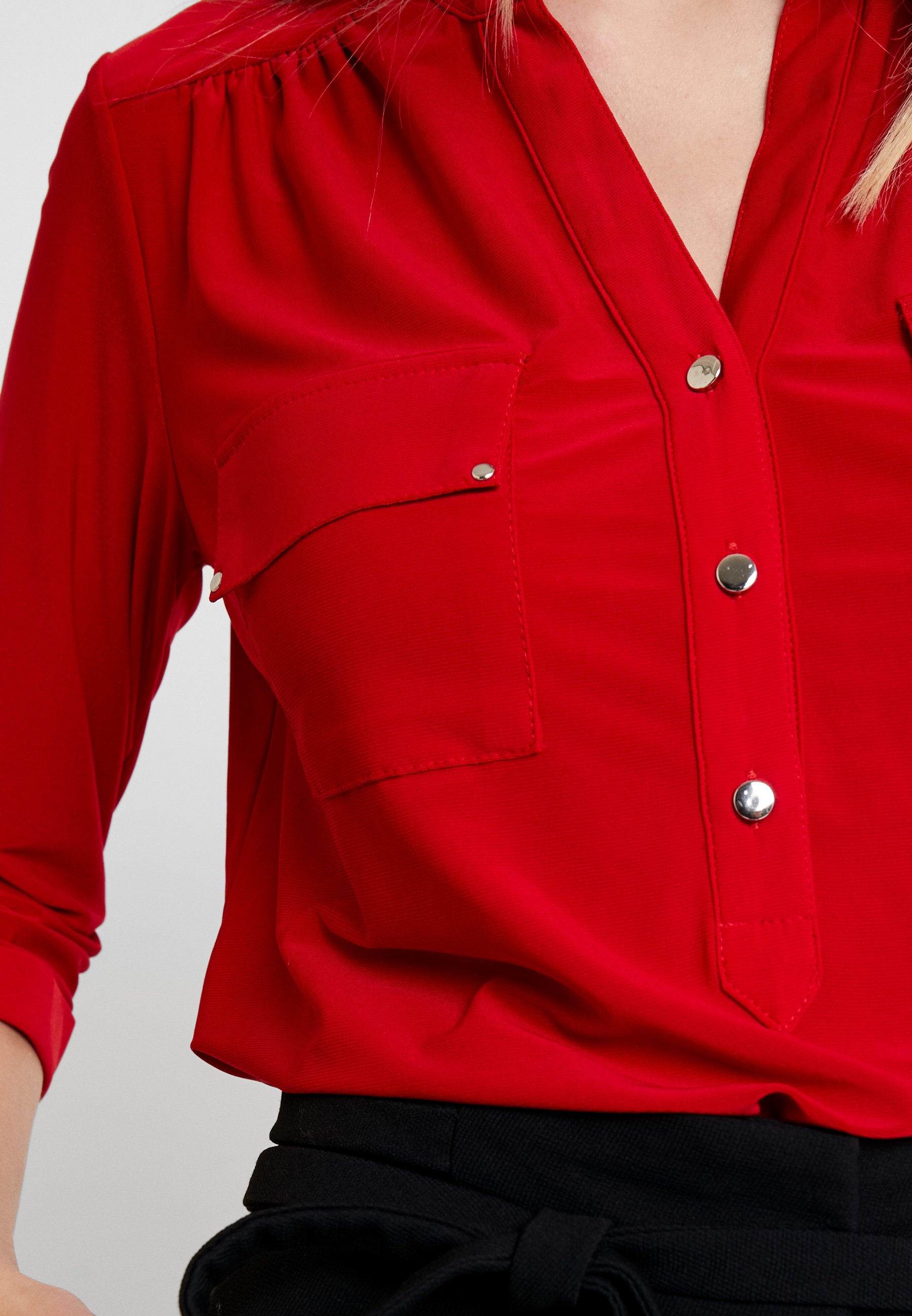 Wallis ITY Topper langermet red Zalando.no Wallis MIDNIGHT ROSE HIGH NECK - Topper langermet - black