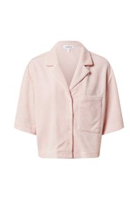 Camicia rosa a maniche corte con bottoni, realizzata in tessuto morbido, caratterizzata da un colletto con taglio a V e una tasca frontale singola.