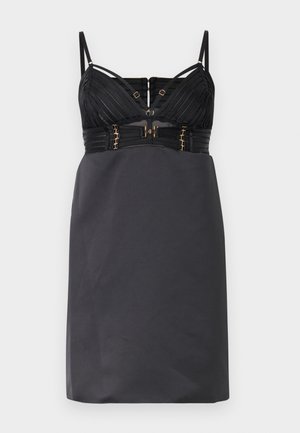 Rochie neagră din satin cu corset plisat, bretele spaghetti reglabile, închizătoare aurie în față și detalii ajustate în talie.