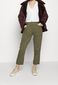 Topshop Housut - khaki