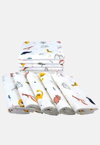 Ensemble de chiffons en mousseline de coton, présentant une base blanche avec des motifs colorés d'animaux et de plantes, pliés soigneusement avec des designs variés.