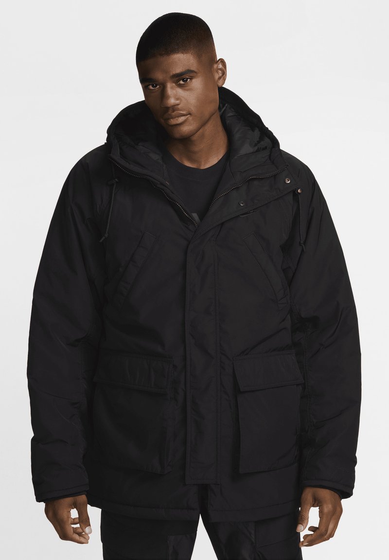 Nike Sportswear CLUB - Zimska jakna - black