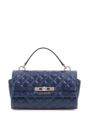 Blaue gesteppte Lederhandtasche mit Tragegriff oben, goldfarbenem Verschluss und geprägt Guess-Logo auf der Vorderklappe.