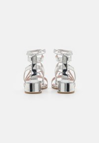 Pretty Ballerinas CANNES - Varrelliset sandaalit - silver