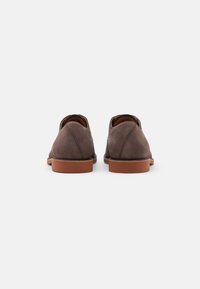 Clarks Stringate - dark brown