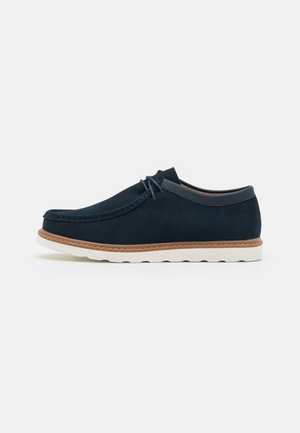 CALVIN SPORTS SOLE - Stringate sportive - navy