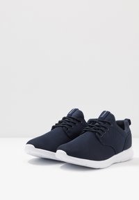 Pier One UNISEX - Sapatilhas - blue