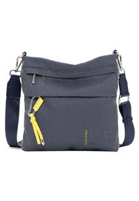 Borsa a spalla in tessuto blu navy con un motivo testurizzato, tasca con zip anteriore, accentatura gialla e tracolla regolabile. Dettagli in hardware argentato presenti.