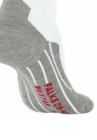 Graue und weiße Socke mit strukturiertem Strickmuster, mit rotem Text "FAILS TO RUSH". Knöchellang mit verstärktem Zehenbereich.