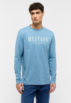 Mustang Long sleeved top - blau