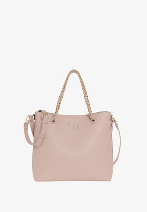 Borsa a tracolla rosa chiaro realizzata in pelle liscia, con spallacci intrecciati e dettagli in metallo dorato. Include una tracolla rimovibile per maggiore versatilità.