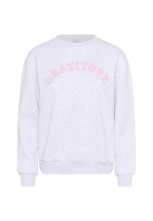 Svetlošedý sveter s okrúhlym výstrihom, dlhými rukávmi a rebrovanými manžetami. Na prednej strane je nápis "VDAČNOSŤ" v ružovom, zakrivenom písme.