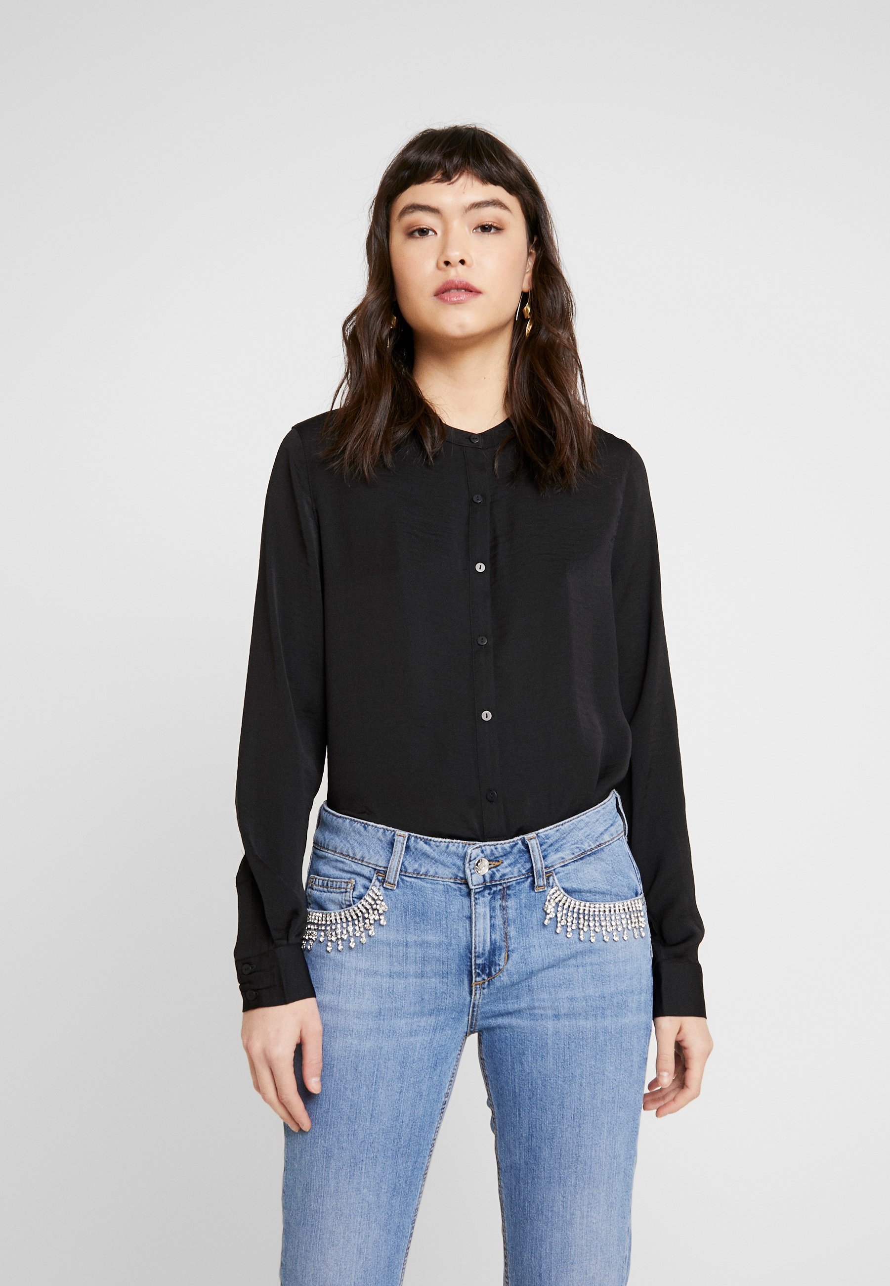 Moss Copenhagen LUELLA Bluser black Zalando.no Moss Copenhagen KORALINE - Bluser - dark blue