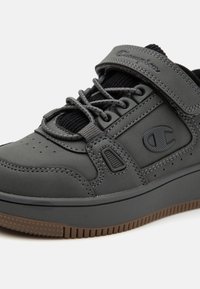 Champion RD18 LOW CORD B PS UNISEX - Zapatillas - dark grey/new black