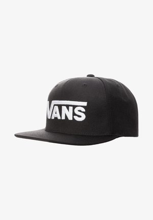 Schwarze Flat-Brim-Cap mit weiß besticktem "VANS"-Logo auf dem Frontpanel, mit Belüftungslöchern und einem runden Knopf oben.