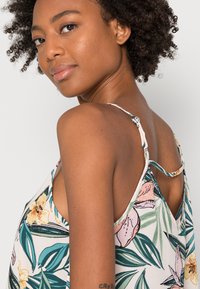 ONLY ONLNOVA PARIS SINGLET  - Top - soft pink summer tropical