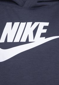 Thumbnail Image 4