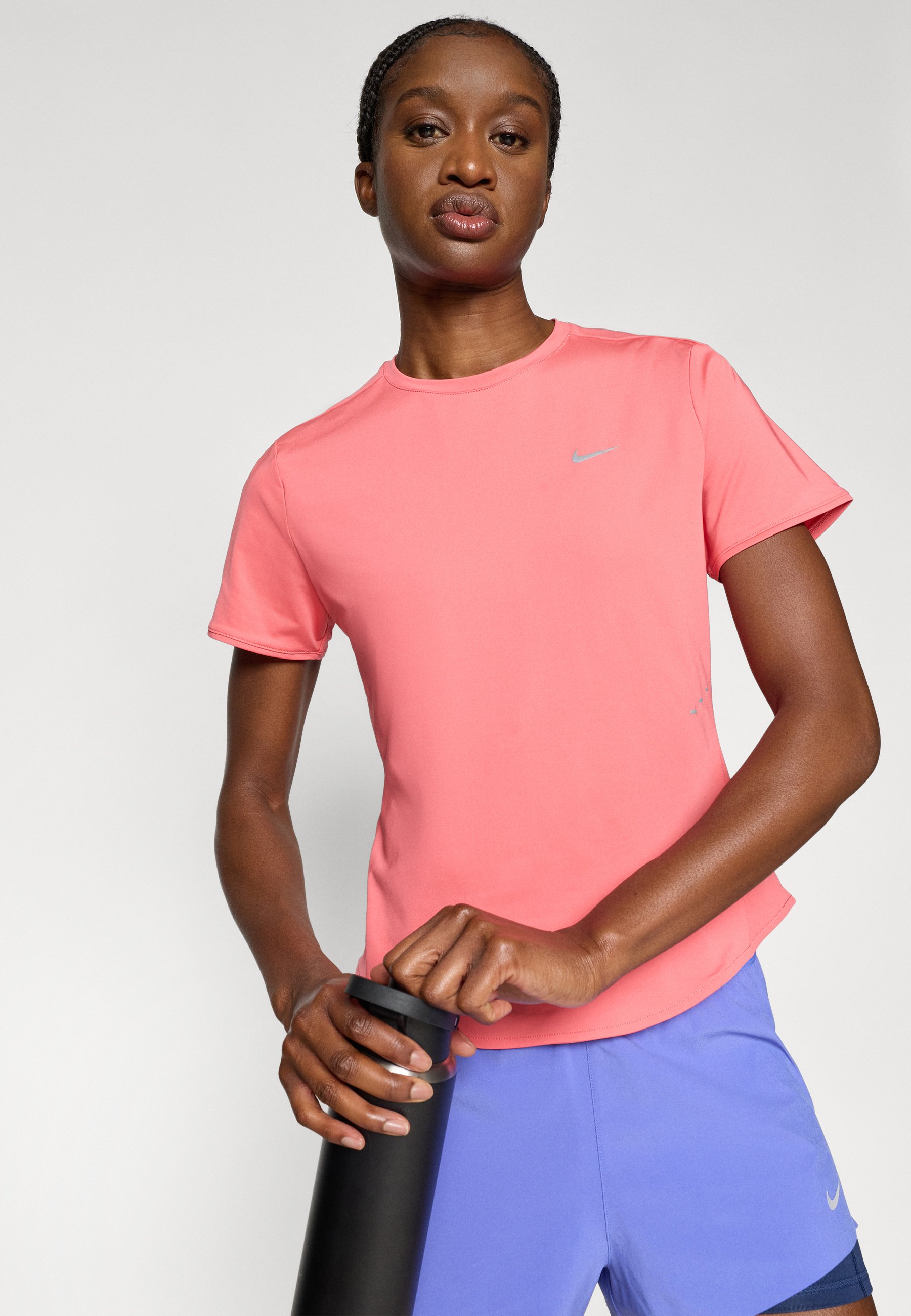 pink nike reflective t shirt