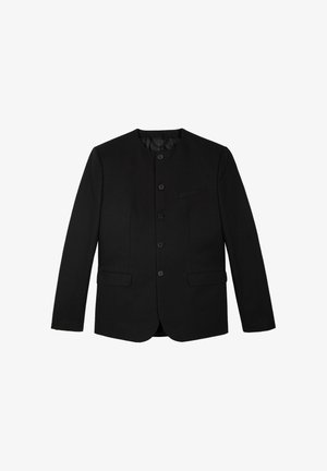 Blazer negro con cuello redondo, seis botones, dos bolsillos frontales, un bolsillo en el pecho y una textura lisa. Sin patrones visibles.