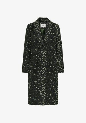 Løvepletteret frakke med et sort og grønt design, glat tekstur, lange ærmer, en spids krave og to knapper foran.