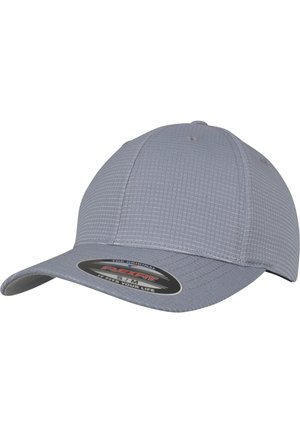 Grijze baseballcap van gestructureerde stof met een gebogen rand en een verstelbare achterkant. Beschikt over een zwart logopatch op de voorkant.