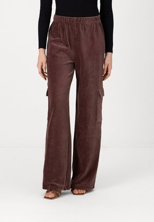 ONLCOSY STRAIGHT POCKETS PANT - Παντελόνι cargo - dark brown