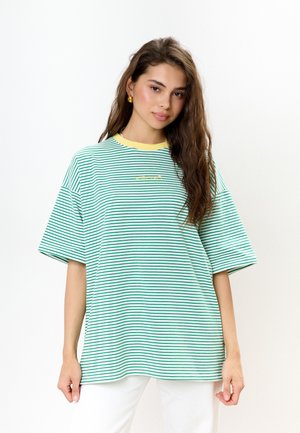 MIRONS T-shirt con stampa - green