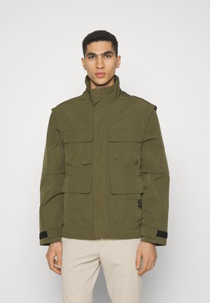 Jack & Jones JCOTWILL FIELD JACKET - Suvejakk - olive night