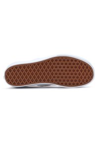 Vans CLASSIC STACKFORM - Zapatos sin cordones - rose smoke