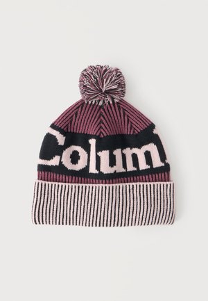 Gestrickte Wintermütze in Lila, Schwarz und Pink mit Bommel an der Spitze und dem teilweise sichtbaren Wort "Columbia" vorne.