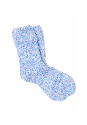 Paire de chaussettes épaisses, tricotées, bleu clair avec des taches roses, affichée à plat avec une chaussette partiellement superposée à l’autre.