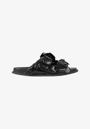 Valentino Garavani, Mules - black