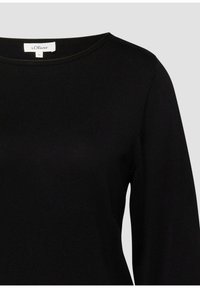 Czarny, dzianinowy top z długim rękawem, okrągłym dekoltem i metką marki s.Oliver wewnątrz kołnierza, rozmiar 36.