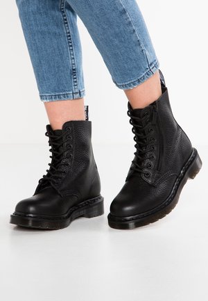 Bottines à lacets - black
